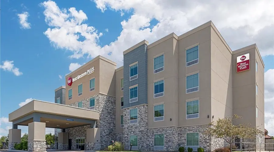 Hilton Garden Inn main project image